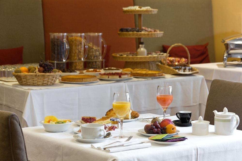 Hotel Eliseo 4*