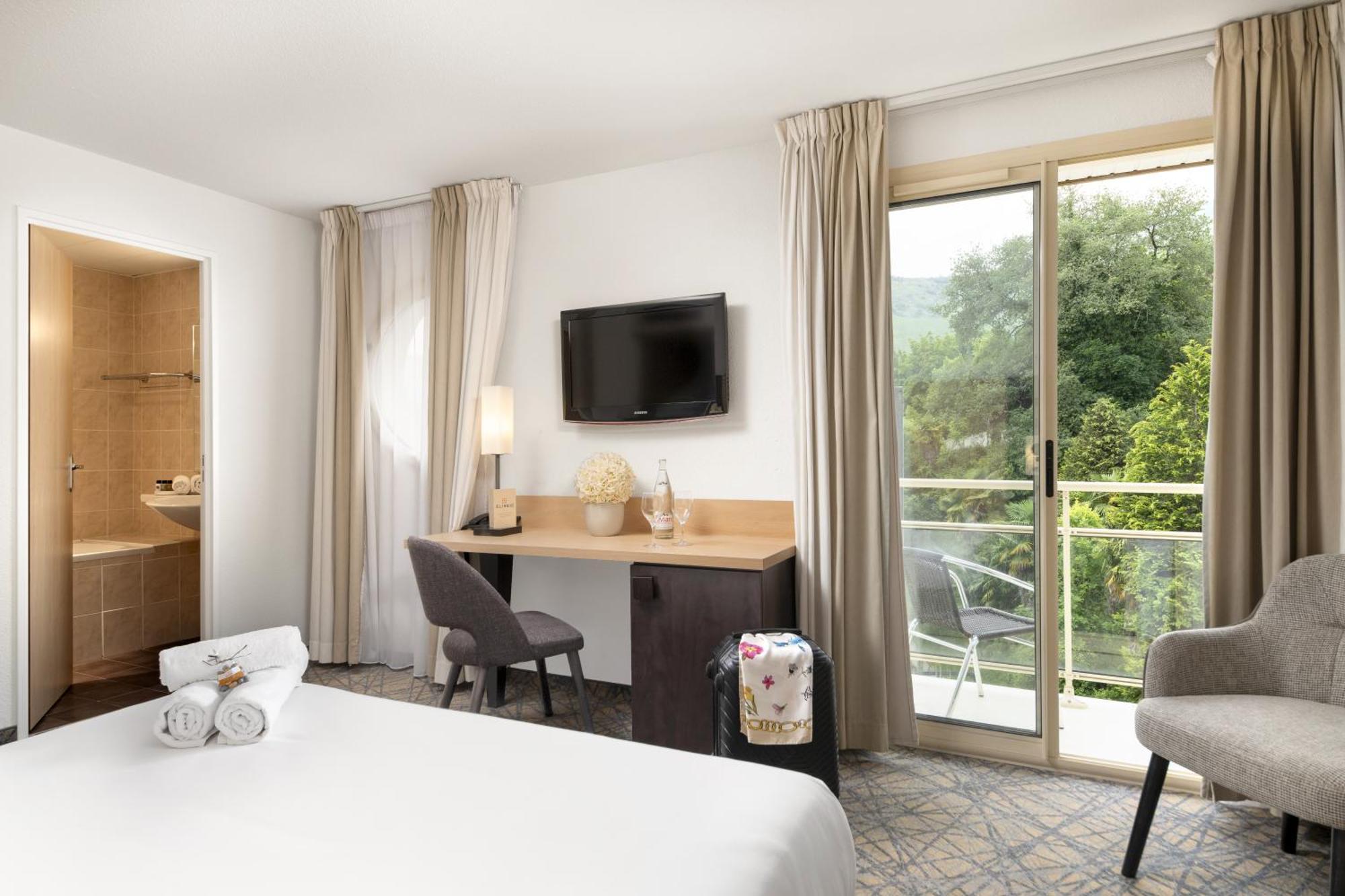 Eliseo Hotel 4*